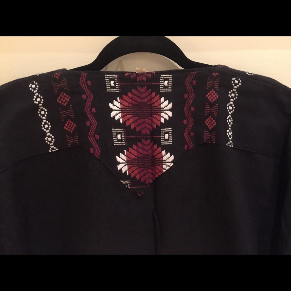Authentic Mexican Embroided Tunic - Picture 4 of 5